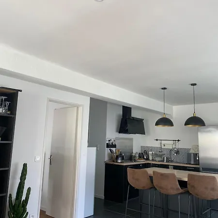 Confort & Tranquillite A Deux Pas Des Restos Et De La Gare *